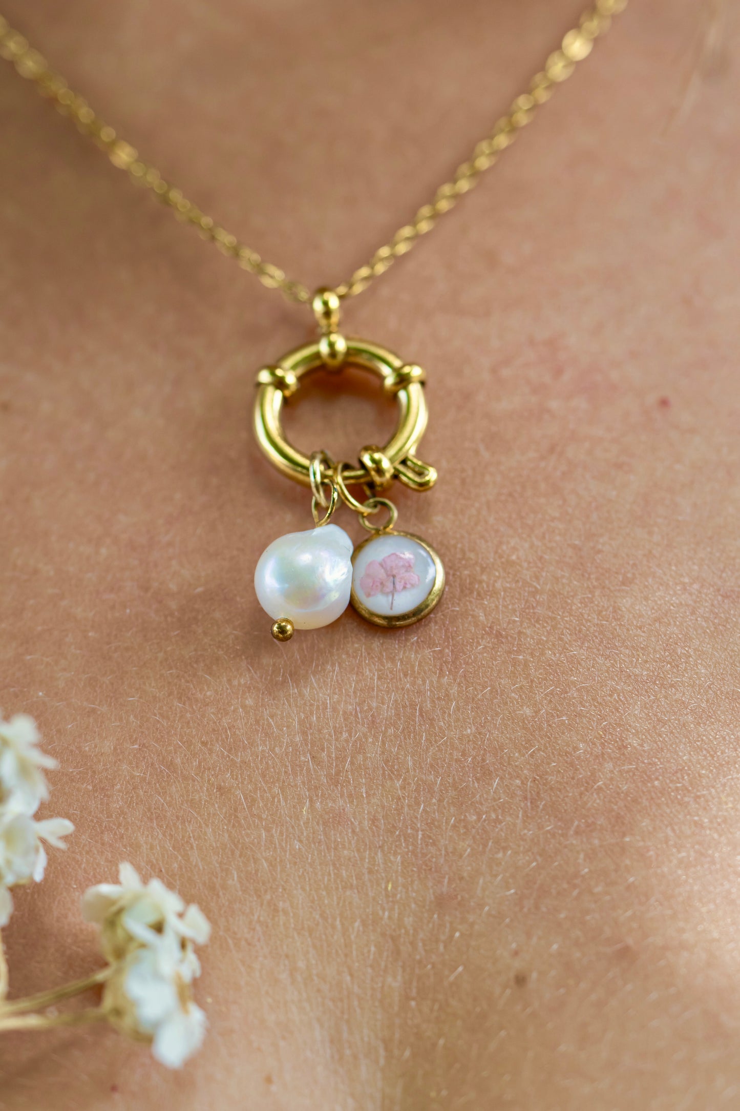 Collana con Pizzo della Regina Anna