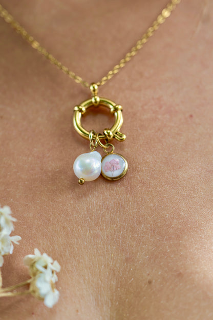 Collana con Pizzo della Regina Anna